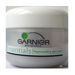 Péče o oční okolí Garnier Essentials regenerating eye cream