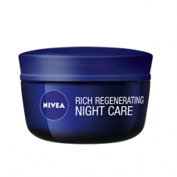 Hydratace Nivea Aqua Effect výživný regenerační noční krém