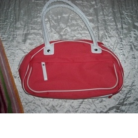 Světle červená textilní kabelka