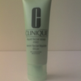 Clinique - Liquid Facial Soap - cest. balení - foto č. 1