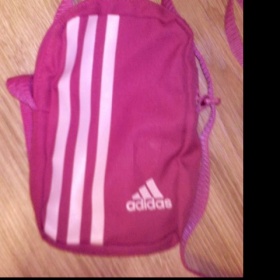 Růžová kabelka adidas přes rameno