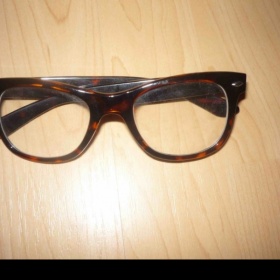 Nedioptrické brýle s čirými skly hnědé s "leopardím" vzorem, C&A