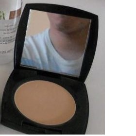 Světlejší pudr ideal shade avon - foto č. 1