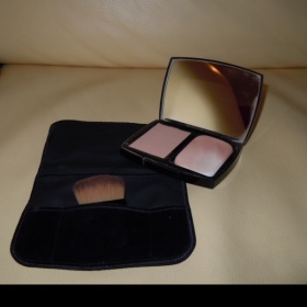 Vitalumiére - teint compact poudre Chanel odstín 40 Beige Ambré