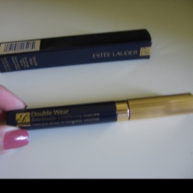 Řasenka Estée Lauder Double Wear (Zero Smudge Lengthening Mascara)