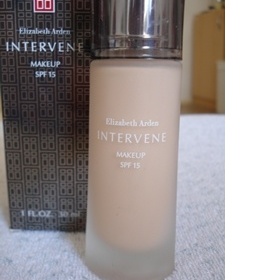 Elizabeth Arden Intervene makeup