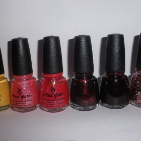 China Glaze - Moulin rouge - foto č. 1