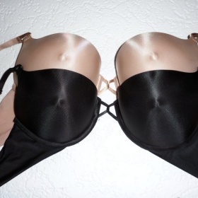 Victoria´s Secret - Miraculous bra (black, nude)