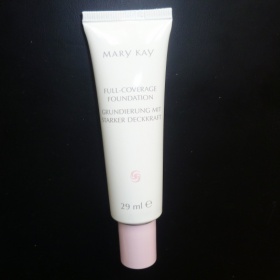 Mary Kay - krycí podkladová báze No.304 Beige - foto č. 1