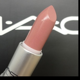 Patisserie lipstick od Mac