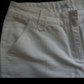 Bílé společenské 3/4teční kalhoty New Look
