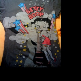 Šedé tričko od  Betty Boop