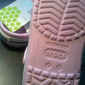 Růžové boty Crocs Crocband