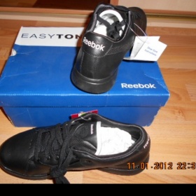 Černé boty Reebok Easytone