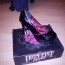 Sweet Mercy Black Patent Platform Pinup Pumps with Charms - foto č. 3