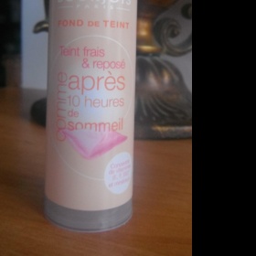 Bourjois make - up 10hours sleep effect  č. 72