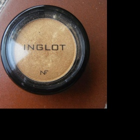 Inglot  zlaté oční stíny