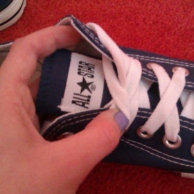 Tmavě modré kecky Converse