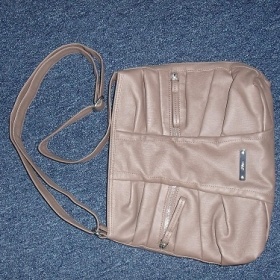 Bežovohnedá kabelka crossbody s.oliver - foto č. 1