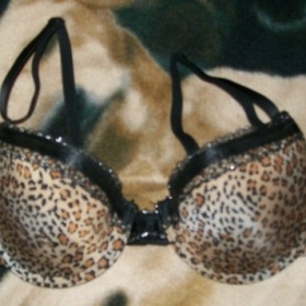 Leopardí push - up podprsenka 75 - B