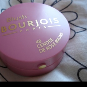 Cendre de Rose Brune tvářenka Bourjois