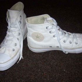 Béžové tenisky Converse