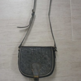 Černá cross body kabelka neznačková