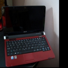 Netbook Acer + taška