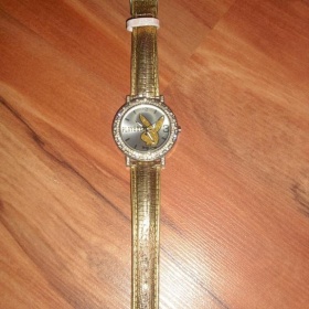 Zlaté hodinky Plaboy