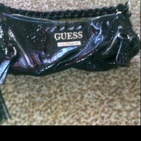 Kabelka Guess