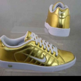 Zlaté boty Nike