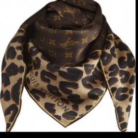 Lous Vuitton Leopard and Monogram Square - foto č. 1