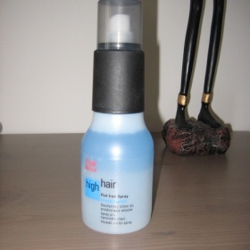 Wella High Hair Flat Iron Spray 200 ml - foto č. 1